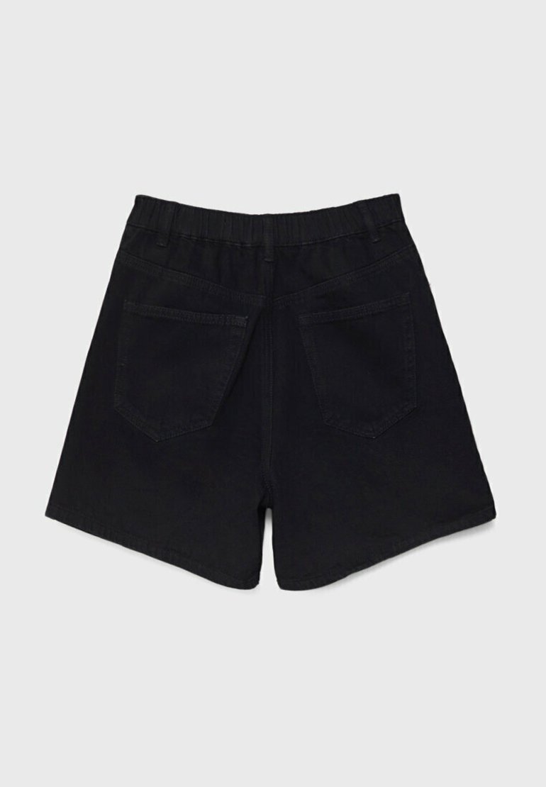 Stradivarius Stradivarius PLEATED BAGGY - Denim shorts - dark grey Im Verkauf