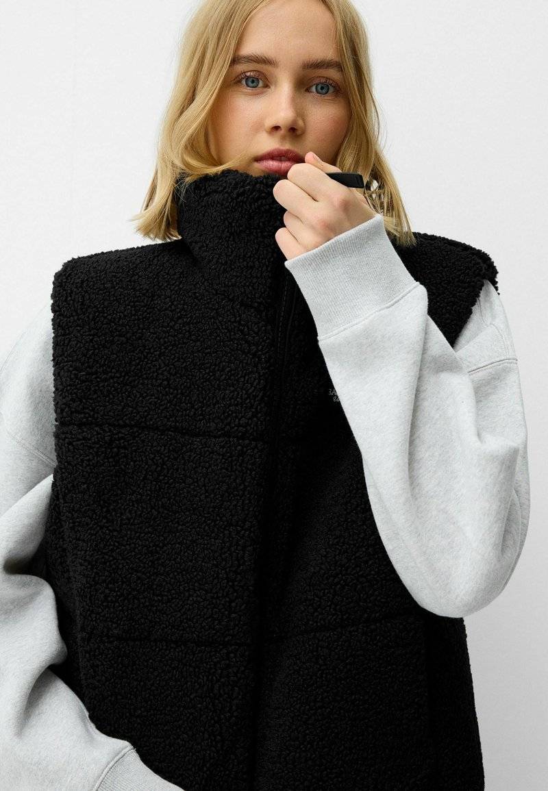 Bershka Bershka REVERSIBLE - Waistcoat - black denim Bis zu 50% Rabatt