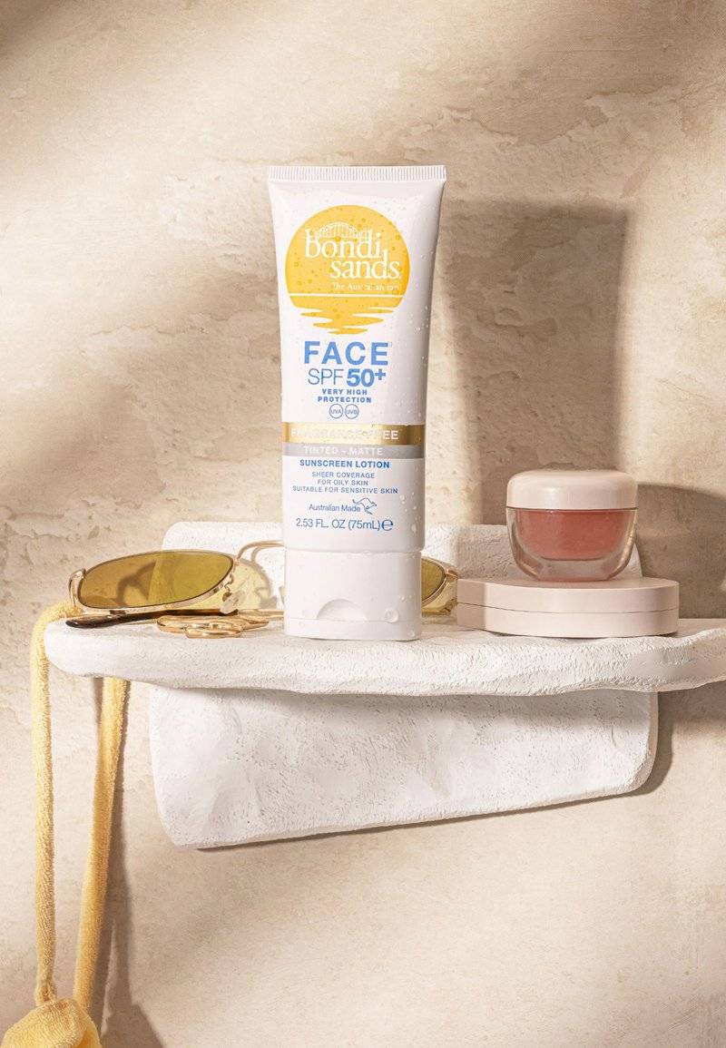 Bondi Sands Bondi Sands BONDI SANDS SPF 50+ FRAGRANCE FREE FACE MATTE TINTED LOTION TUBE 75ML - Sun protection - 0 Preisnachlass