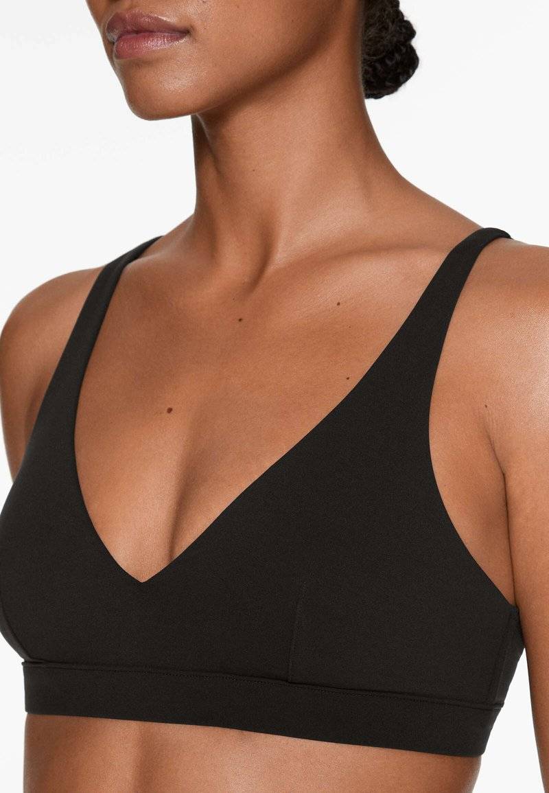 OYSHO OYSHO Bikini top - black Letzter Tag