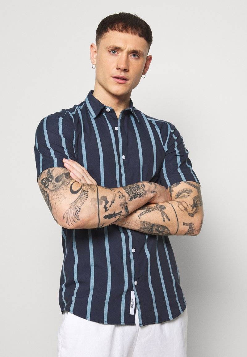 Only & Sons Only & Sons ONSTRAVIS LIFE STRIPED - Shirt - dark navy