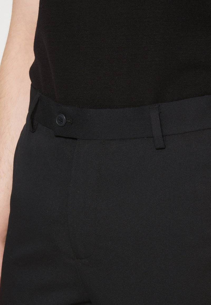 Pier One Pier One Trousers - black Bis zu 50% Rabatt