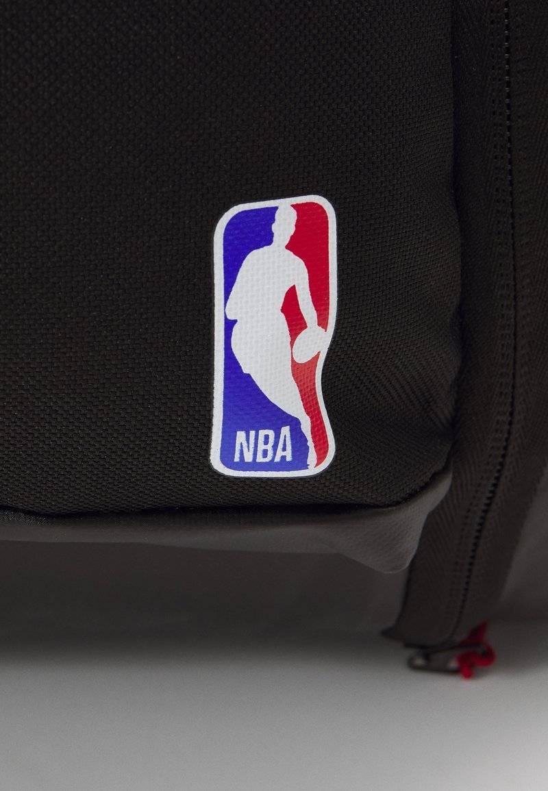 NBA NBA CHICAGO BULLS DUFFLE BAG - Club wear - black Bis zu 65% Rabatt