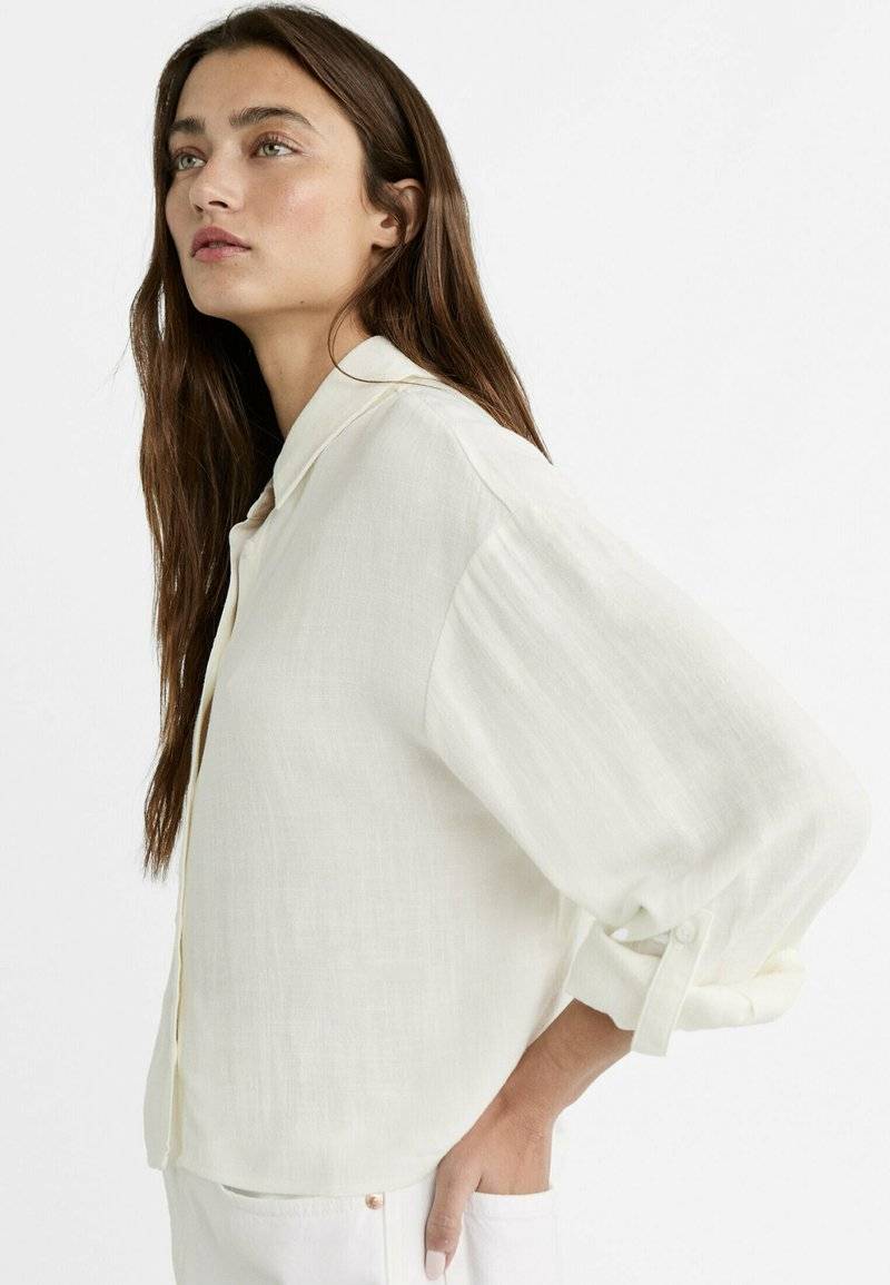 Stradivarius Stradivarius Button-down blouse - white Clearance-Verkauf