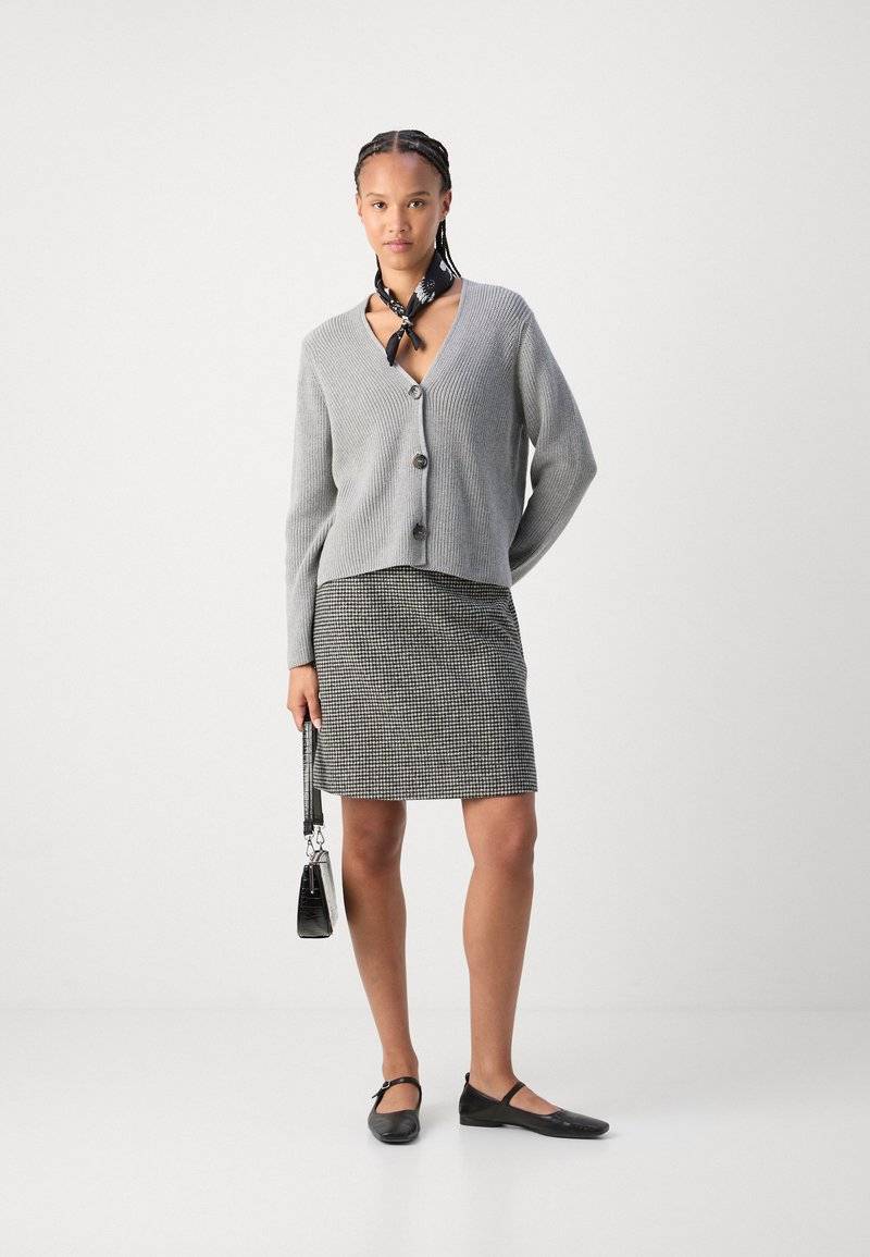 Marc O'Polo Marc O'Polo CARDIGAN LONGSLEEVE V NECK - Cardigan - soft stone melange Bestseller