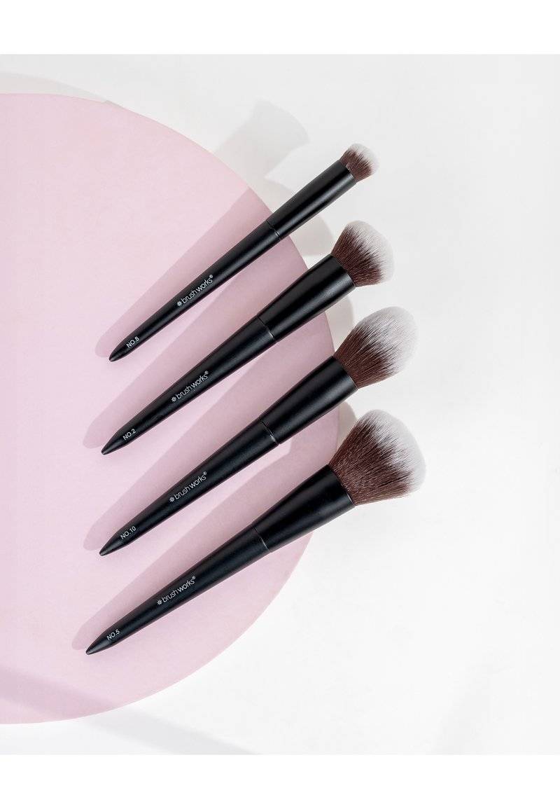 Brushworks Brushworks BUFF AND BLEND FACE SET - Makeup brush set - black Letzter Tag