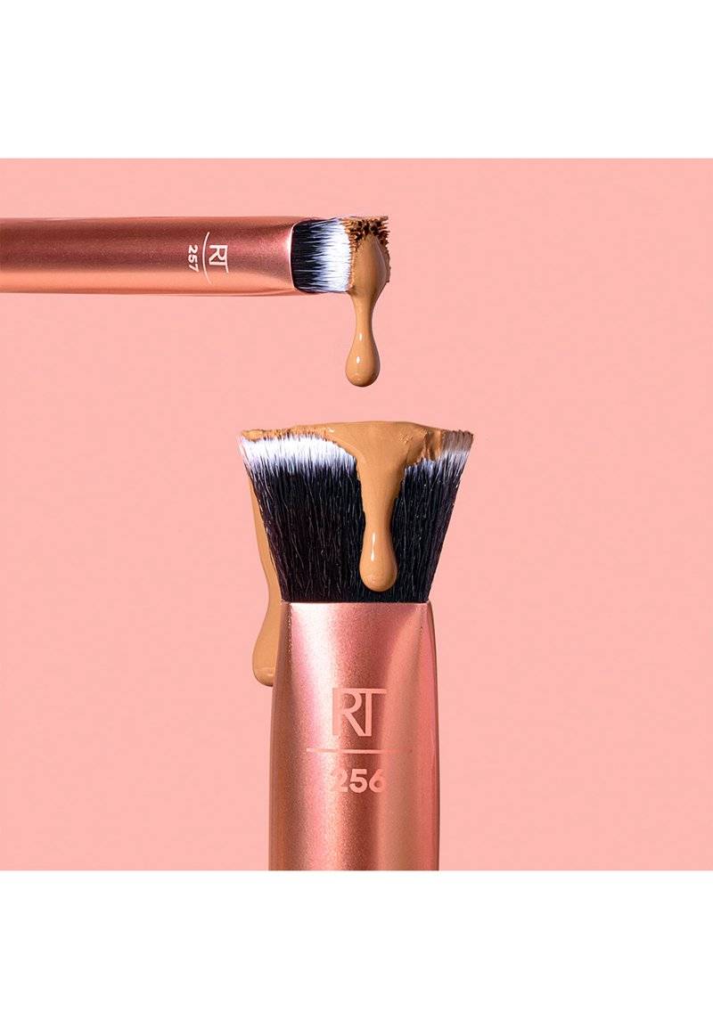 Real Techniques Real Techniques FACE BASE MAKEUP BRUSH SET - Makeup brush set - not defined Riesige Rabatte