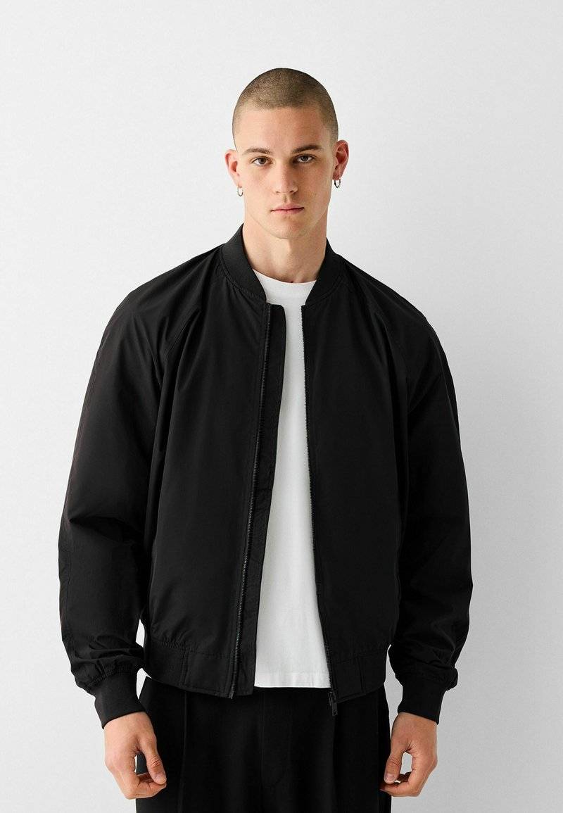 Bershka Bershka LIGHTWEIGHT - Bomber Jacket - black