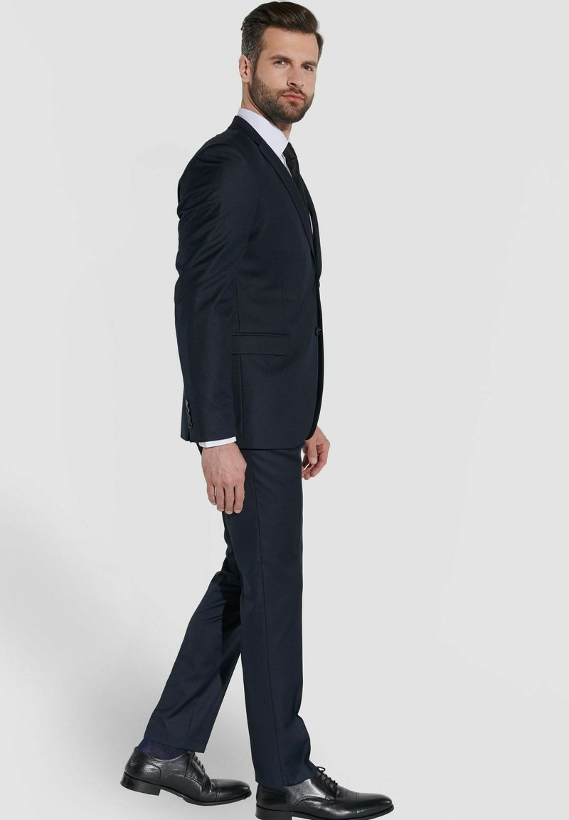 Steffen Klein Steffen Klein SET - Suit - dunkelblau Preisnachlass