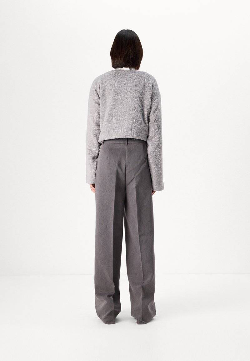 Vero Moda Tall Vero Moda Tall VMBEATE WIDE PANT - Trousers - medium grey melange Saisonschlussverkauf