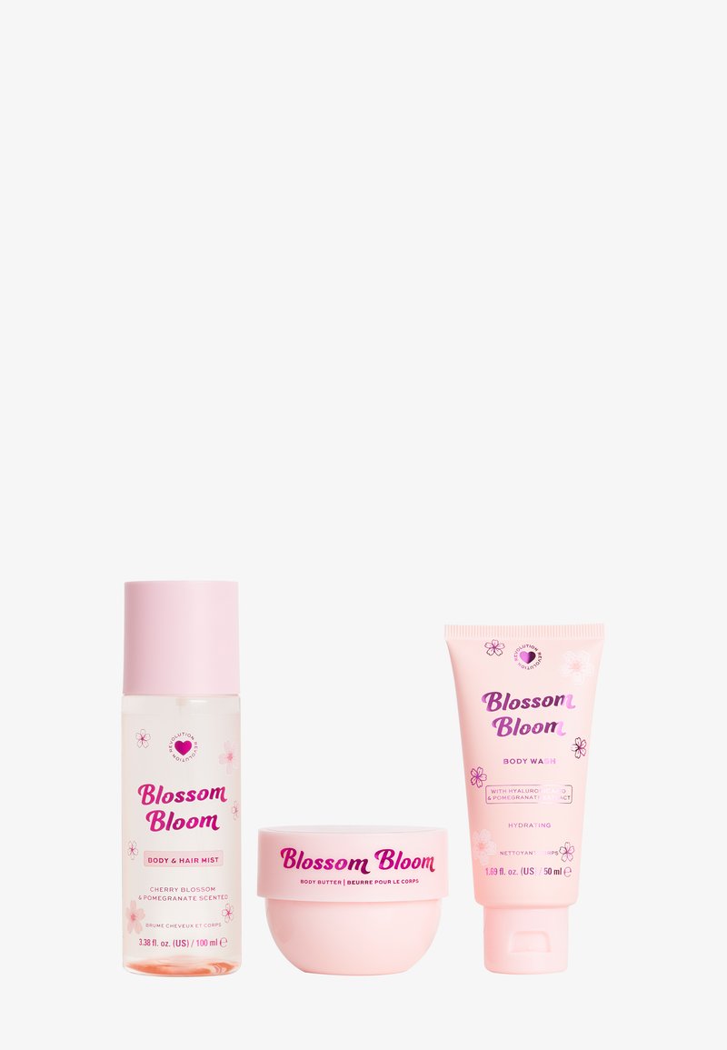 I Heart Revolution I Heart Revolution I HEART REVOLUTION BLOSSOM BLOOM BATH & BODY GIFT SET - Bath and body set Jubiläumsangebot