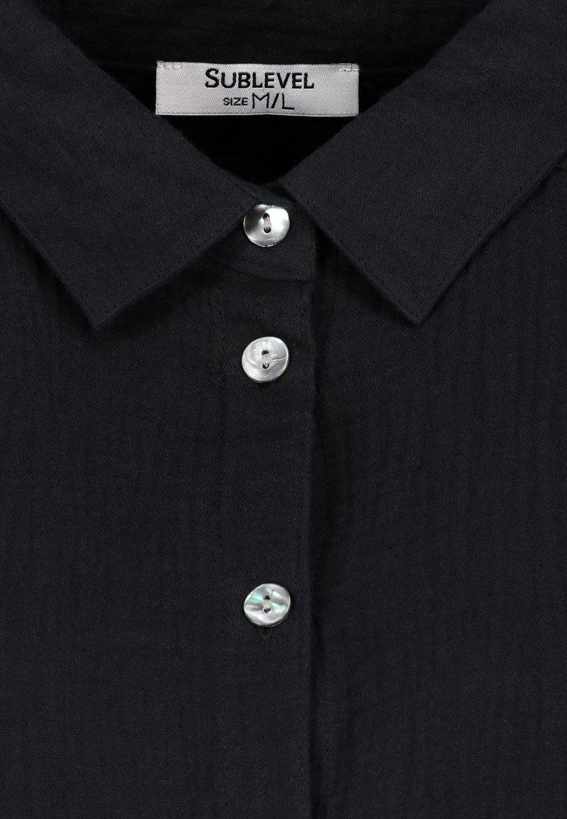 Sublevel Sublevel MUSSELIN LONG - Button-down blouse - black Black Friday Preise